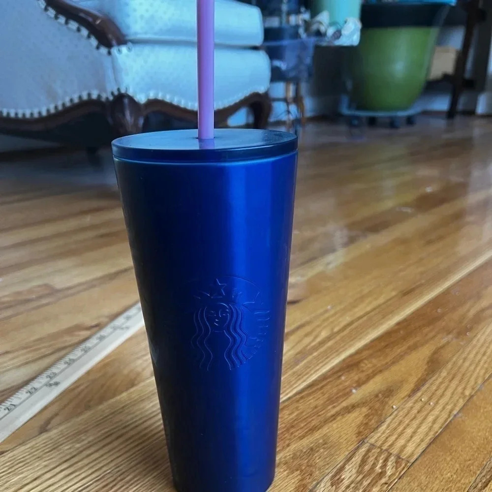 Starbuck Metal tumbler